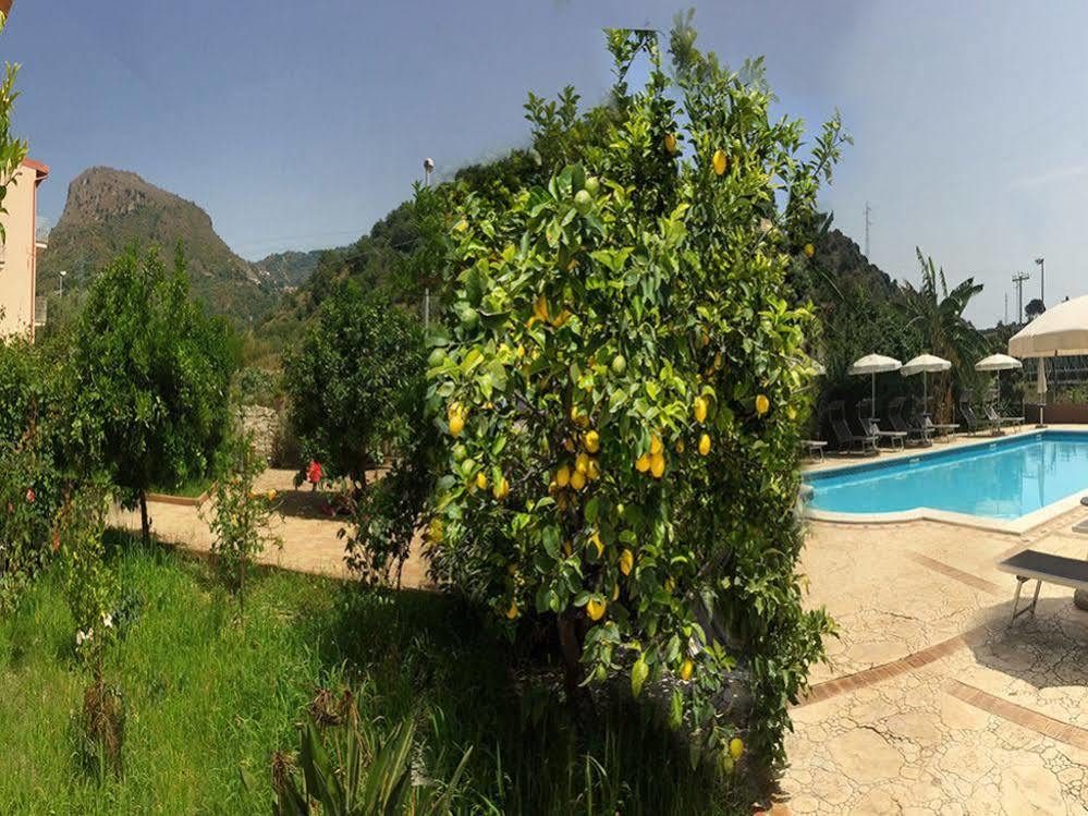 Residence Villa Mare Taormina Letojanni Exterior foto