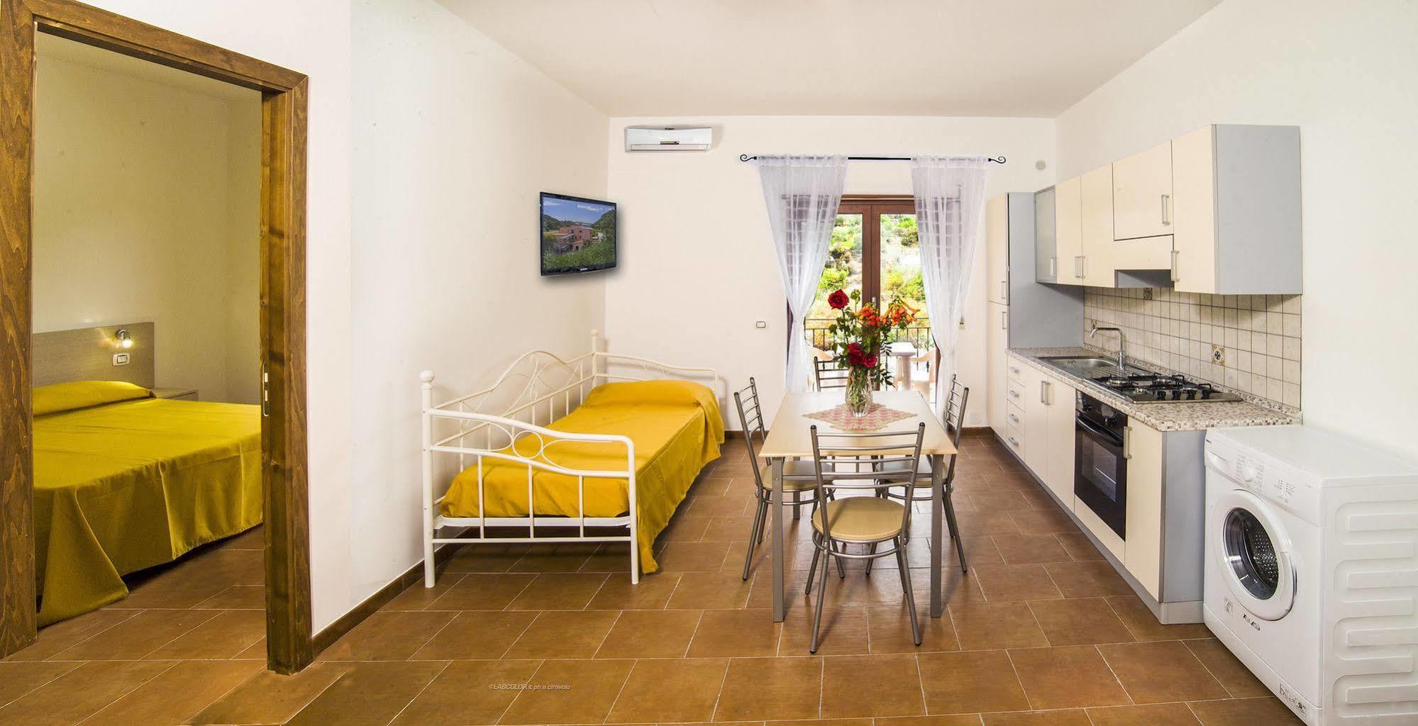 Residence Villa Mare Taormina Letojanni Exterior foto